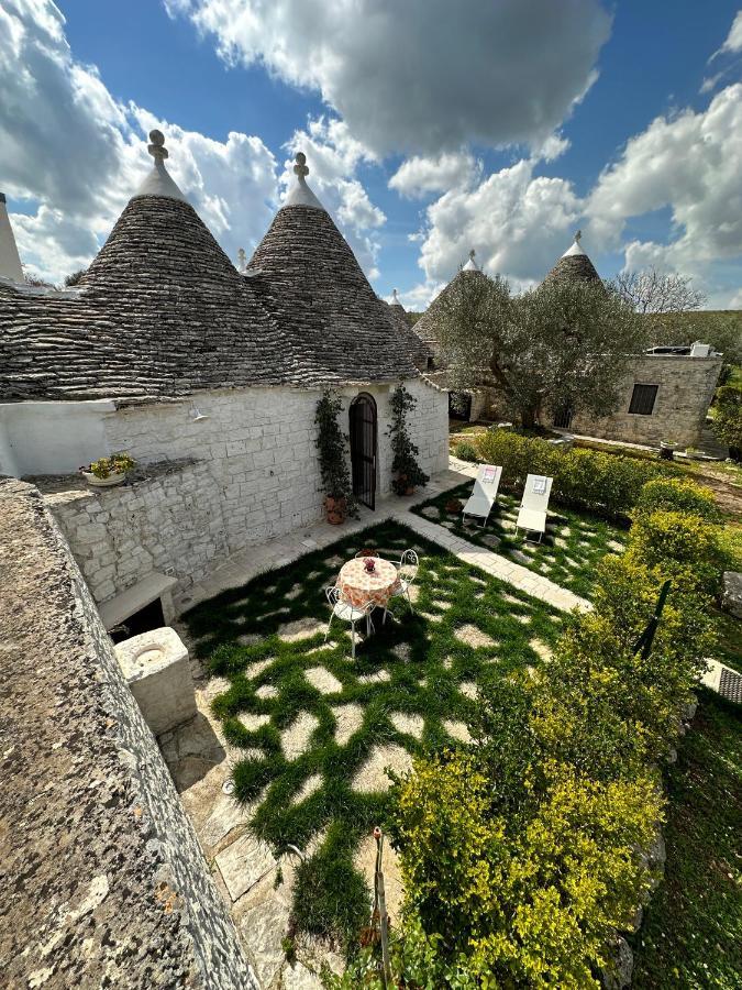 Trulli Barsento Guest House อัลเบโรเบลโล ภายนอก รูปภาพ