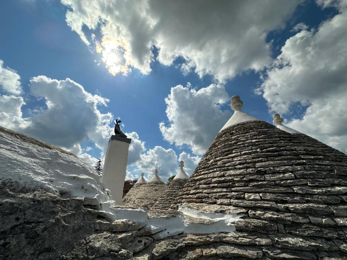 Trulli Barsento Guest House อัลเบโรเบลโล ภายนอก รูปภาพ