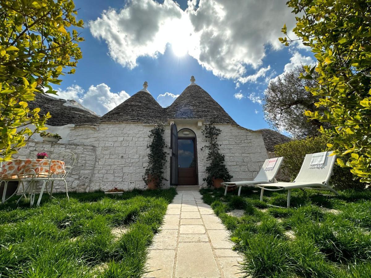 Trulli Barsento Guest House อัลเบโรเบลโล ภายนอก รูปภาพ
