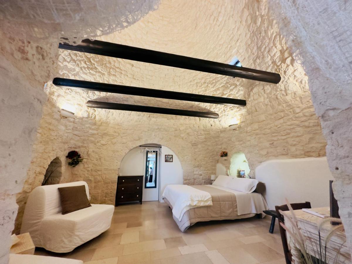 Trulli Barsento Guest House อัลเบโรเบลโล ภายนอก รูปภาพ