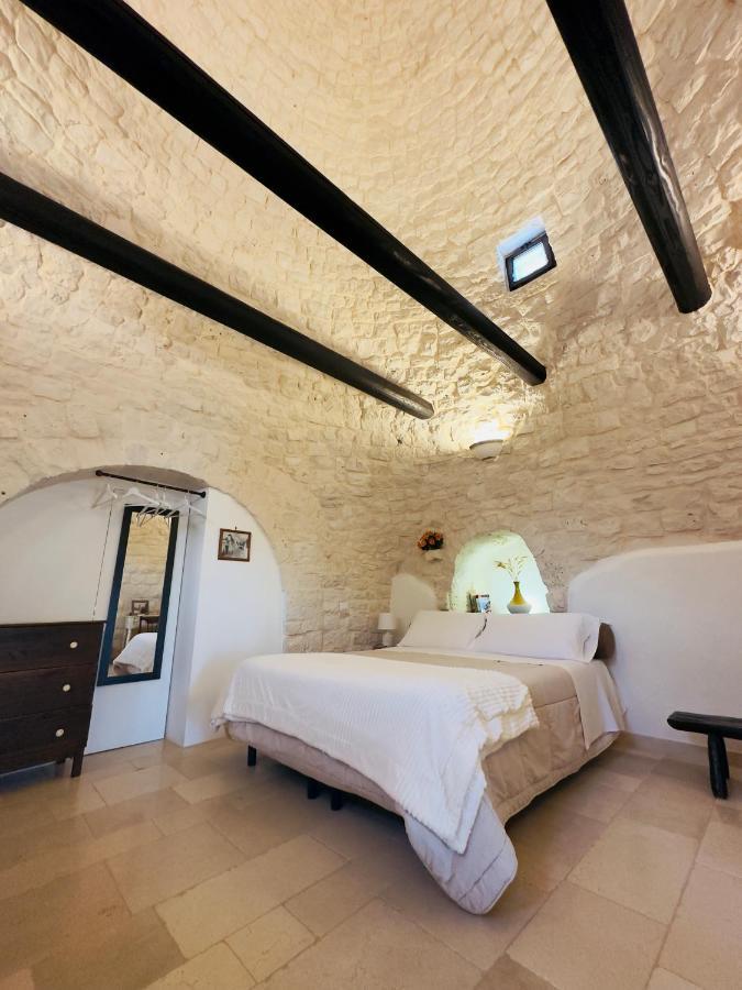 Trulli Barsento Guest House อัลเบโรเบลโล ภายนอก รูปภาพ