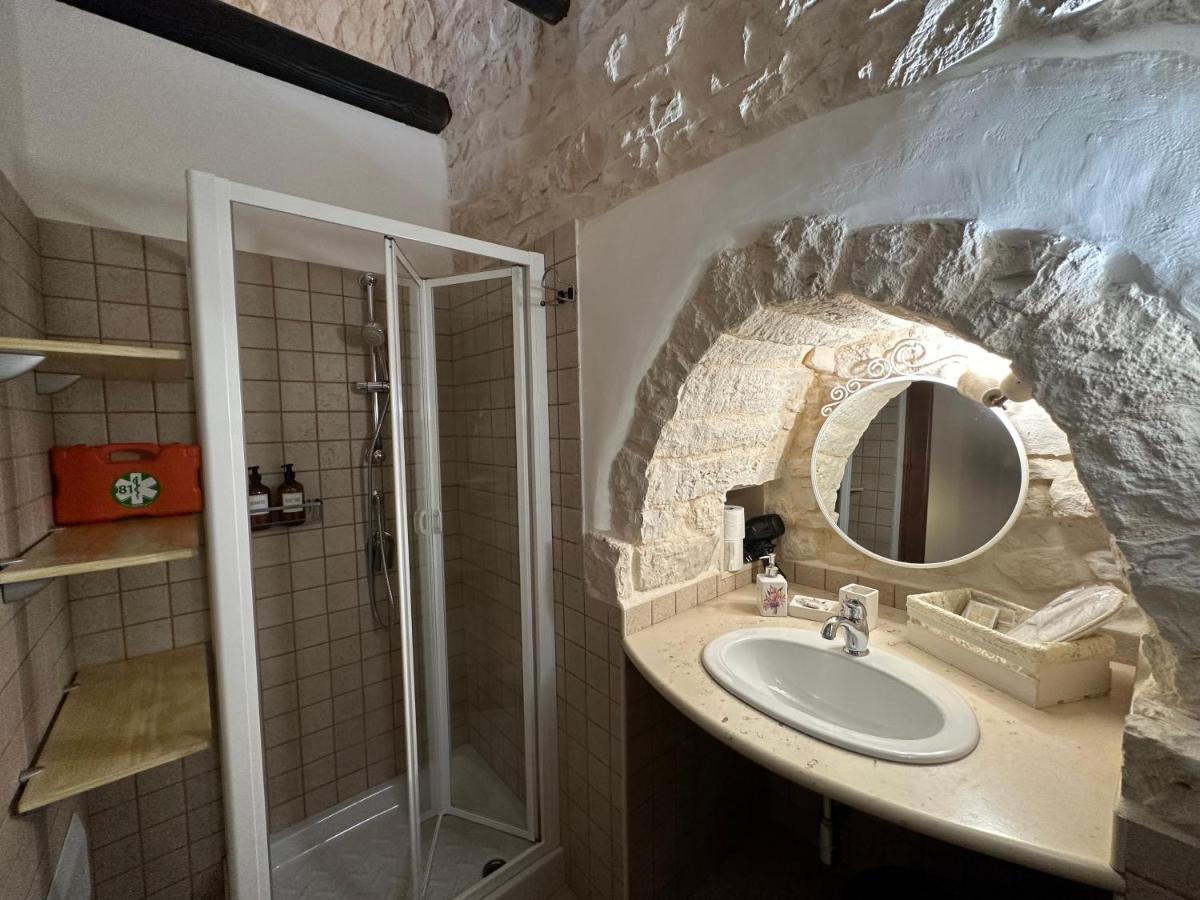 Trulli Barsento Guest House อัลเบโรเบลโล ภายนอก รูปภาพ